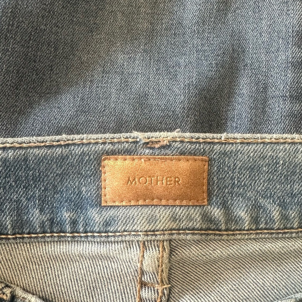 MOTHER The Hustler Ankle Fray jeans in Thrilling shots - Picture 4 of 6